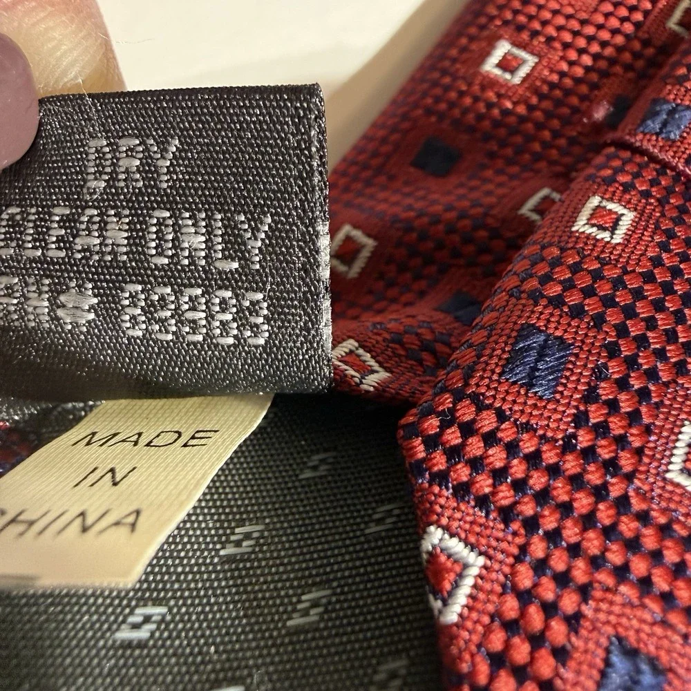 Bruno Piattelli Men's 100% Silk Tie Classic Length Red‎ W/blue& White Squares
